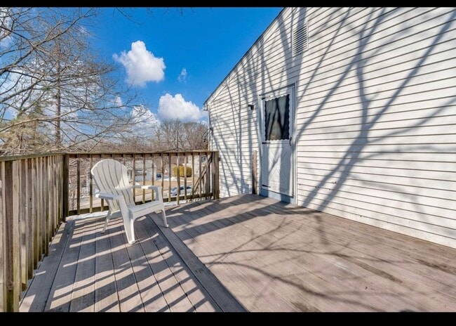 14 Monson St in Johnston, RI - Building Photo - Building Photo