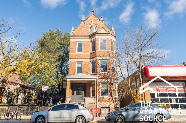 2042 W Armitage Ave, Unit 1