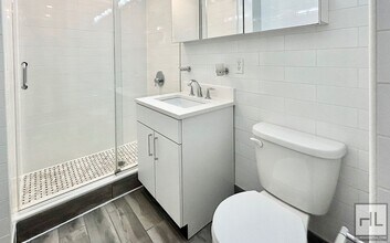 EAST 37 STREET in New York, NY - Building Photo - Building Photo