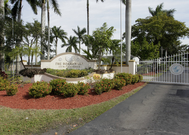 The Boardwalk in Homestead, FL - Foto de edificio - Building Photo