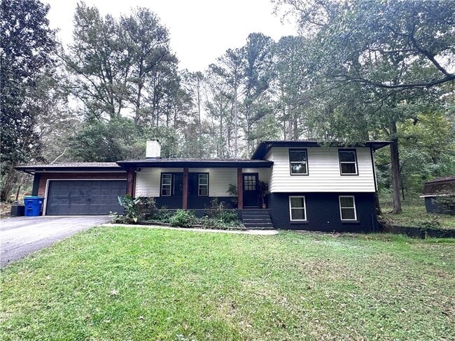 3280 Stonewall Tell Rd in College Park, GA - Building Photo - Building Photo
