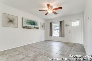816 Hickory Hill Dr in San Antonio, TX - Foto de edificio - Building Photo