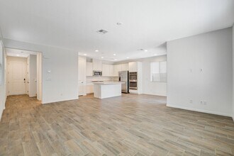 958 Ferodale Ave in North Las Vegas, NV - Building Photo - Building Photo