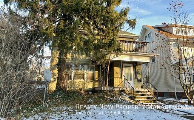 property at 2201 Oakdale Rd