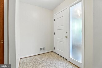 2710 Hidden Valley Rd in Accokeek, MD - Building Photo - Building Photo