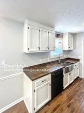 508 Highland Dr in White House, TN - Foto de edificio - Building Photo