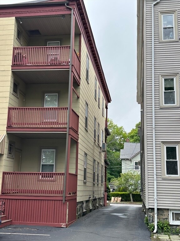 16 Church St in Malden, MA - Building Photo - Building Photo