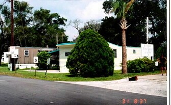 Southland Mobile Village in Orlando, FL - Building Photo