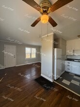 1147 Oakland Ave in Kansas City, KS - Building Photo - Building Photo