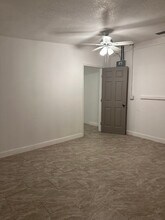 3979 43rd Ave N, Unit 43 rd Ave in St. Petersburg, FL - Foto de edificio - Building Photo