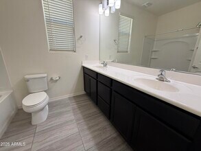 8716 E Navarro Ave in Mesa, AZ - Building Photo - Building Photo