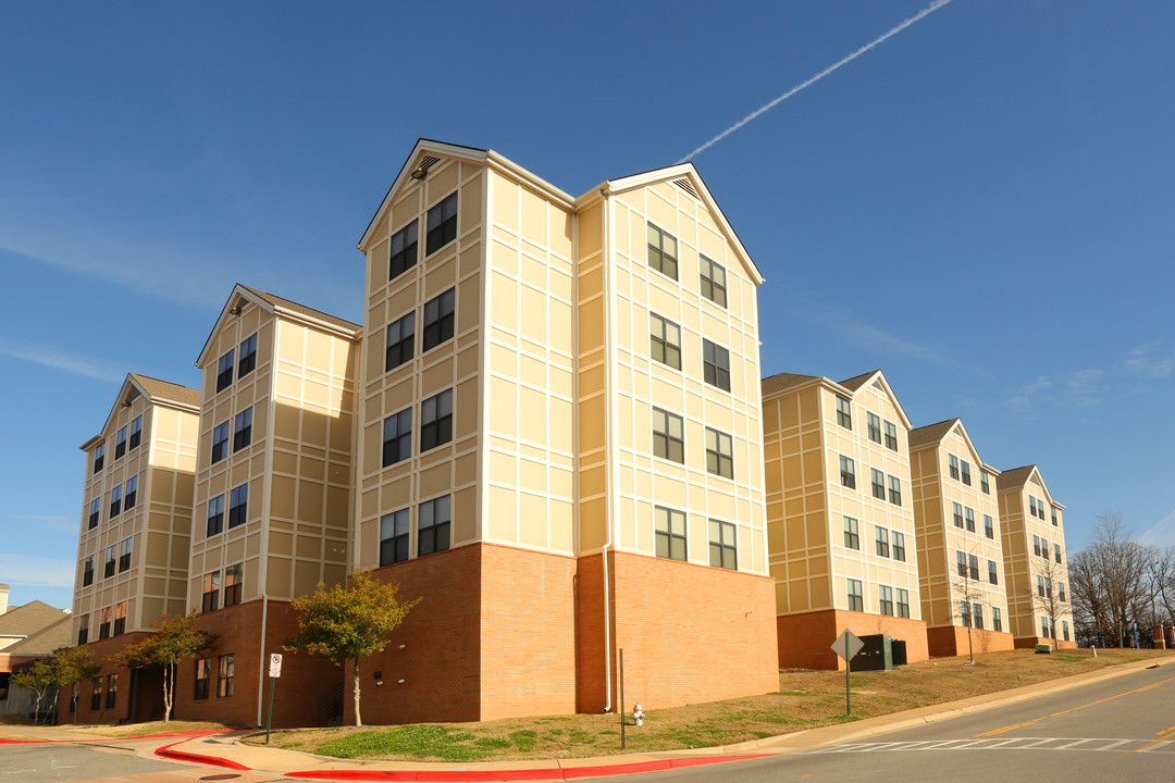 College Park in Little Rock, AR - Building Photo