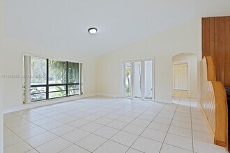 7860 SW 173rd Terrace in Palmetto Bay, FL - Building Photo - Building Photo