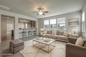 16920 John Michael Dr in Manor, TX - Building Photo - Building Photo
