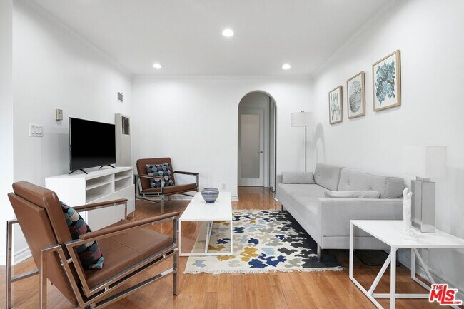 924 5th St in Santa Monica, CA - Building Photo - Building Photo