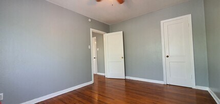 1215 W Ave M in San Angelo, TX - Building Photo - Building Photo