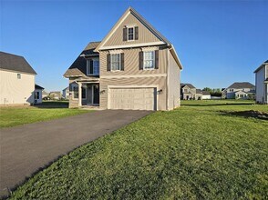 6087 Eddy Gate Wy in Farmington, NY - Building Photo - Building Photo