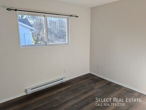 8598 McCutcheon Ave in Chilliwack, BC - Building Photo - Building Photo