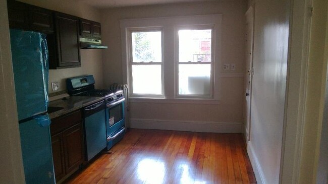 151 Forest Hills St, Unit 1 in Boston, MA - Building Photo - Building Photo