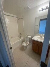585 Cresting Oak Cir in Orlando, FL - Building Photo - Building Photo