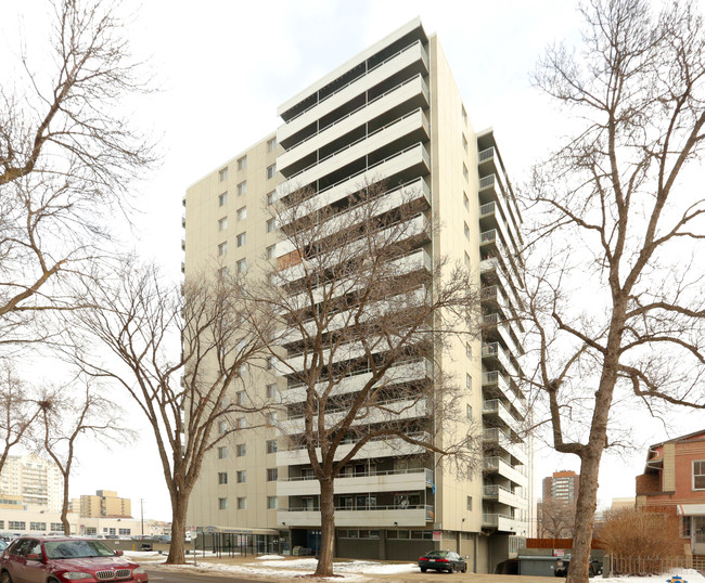 The Lancaster House in Edmonton, AB - Building Photo - Building Photo