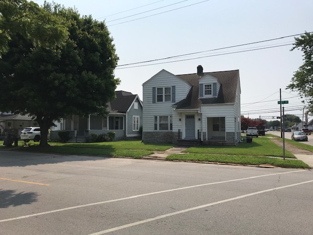 2103 N 2nd St in Vincennes, IN - Building Photo