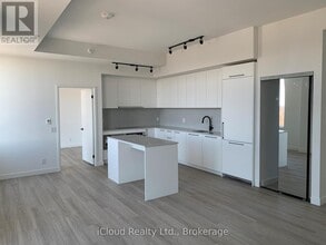 1050 Eastern Ave in Toronto, ON - Building Photo - Building Photo