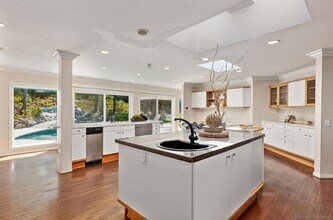 16224 Orchard Bend Rd in Poway, CA - Building Photo - Building Photo