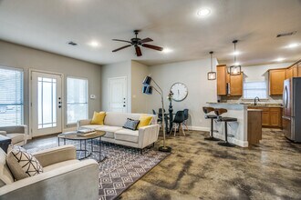 3125 Waits Ave in Fort Worth, TX - Building Photo - Building Photo