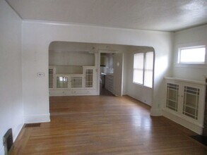 2408 42nd St in Sacramento, CA - Building Photo - Building Photo