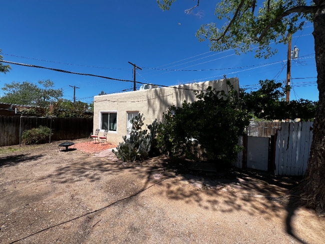 property at 2111 Silver Ave SE