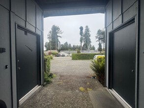 2230 Home Dr in Eureka, CA - Building Photo - Building Photo