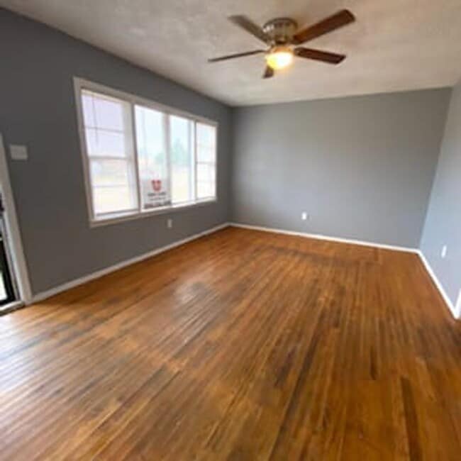 5423 Ave D in Lubbock, TX - Building Photo - Building Photo