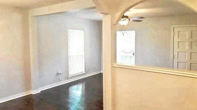 4412 Atoka St in Dallas, TX - Building Photo - Building Photo