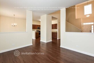 512 Fort Clatsop Ct in Joliet, IL - Foto de edificio - Building Photo