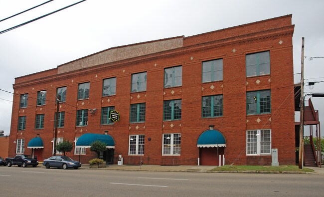 12 W Jefferson St in Montgomery, AL - Building Photo - Building Photo