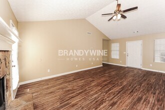 371 Walker Dr in Monroe, GA - Foto de edificio - Building Photo