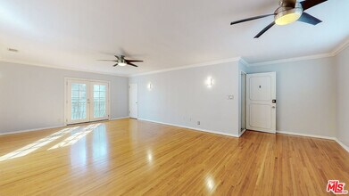 432 S Doheny Dr in Beverly Hills, CA - Building Photo - Building Photo