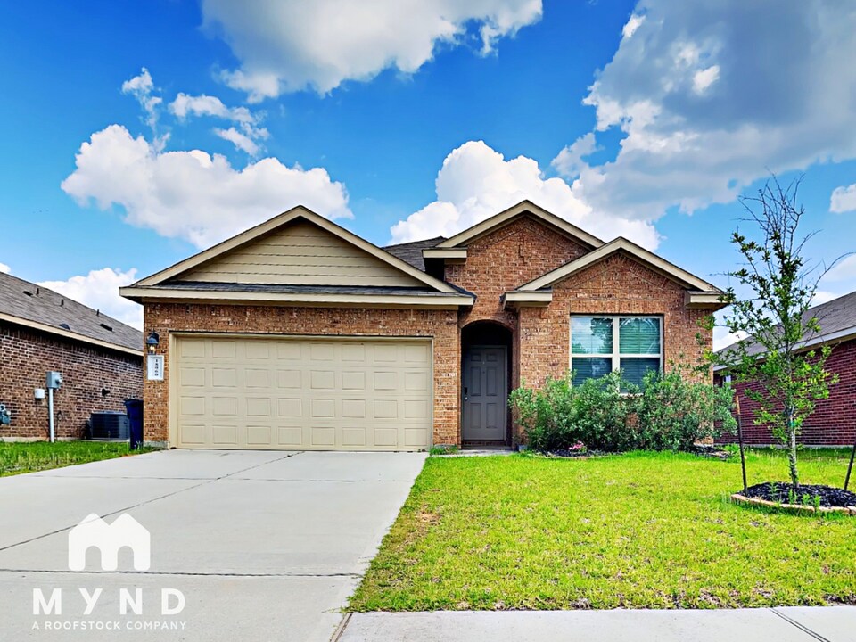 18060 Atwood Mill Dr in Roman Forest, TX - Building Photo