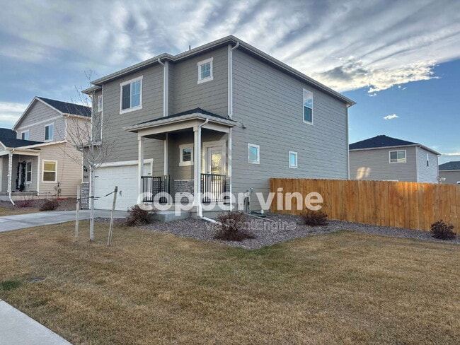 7415 Dolores Ave in Frederick, CO - Foto de edificio - Building Photo