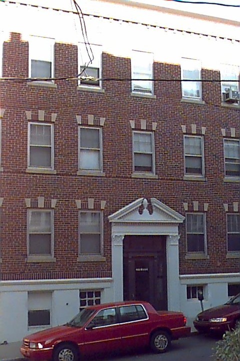 203 Winthrop Rd in Brookline, MA - Foto de edificio