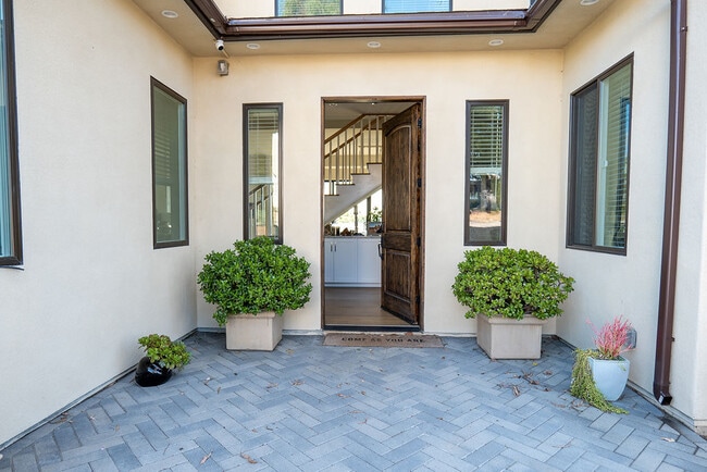 3687 Valley St in Carlsbad, CA - Building Photo - Building Photo