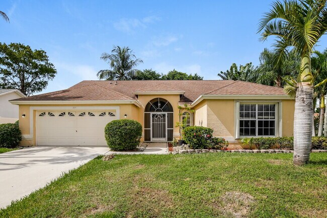 property at 105 Hemingway Ct