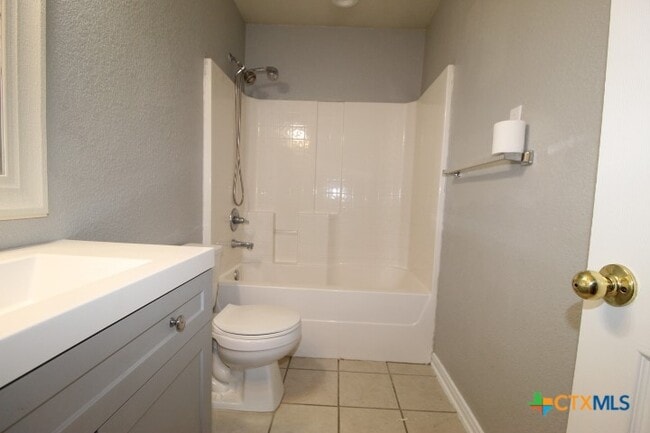 property at 2112 Flagstaff Dr