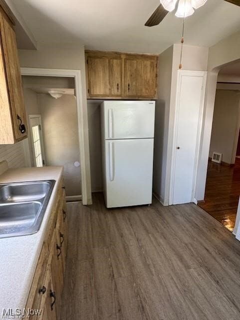 property at 385 E 271st St