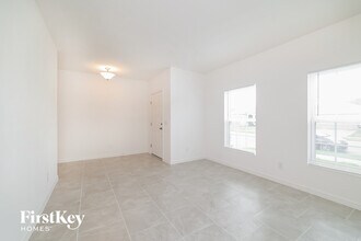 888 Avenal Ln in Davenport, FL - Building Photo - Building Photo