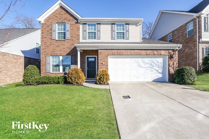 7836 Oakfield Grove in Brentwood, TN - Building Photo