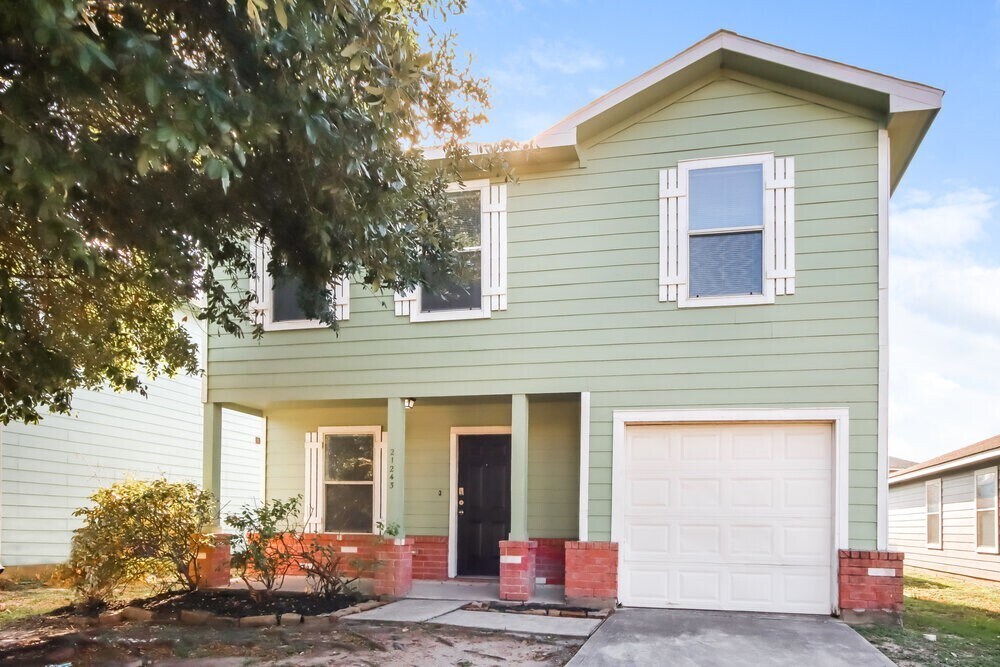 21243 Linden House Ct in Humble, TX - Building Photo