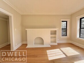 2510 N Kedzie Blvd, Unit 2524-3W in Chicago, IL - Building Photo - Building Photo