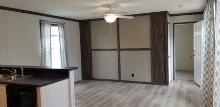 10340 Midland Rd in Freeland, MI - Building Photo - Building Photo